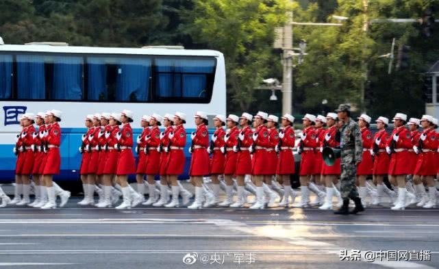 受阅部队长安街列阵受阅部队长安街列阵，展现新时代国防力量